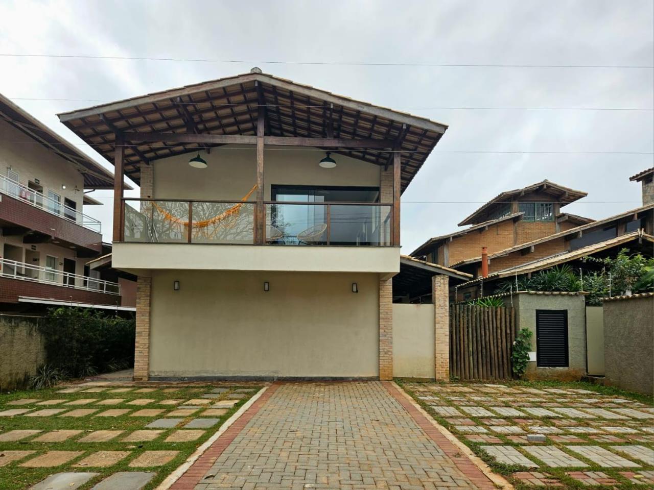 Apto Com 2 Dorm - Grande Apartamento *