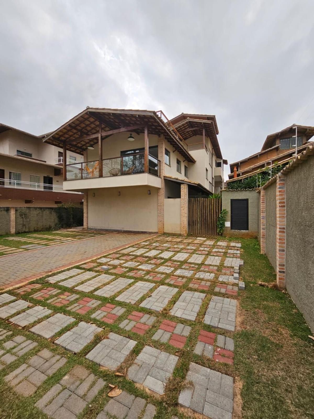 Apto Com 2 Dorm - Grande Apartamento *